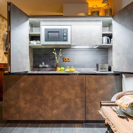 Suite Opium Den By Justine Apartments Apartamento Turistico En Madrid Rio Extérieur photo