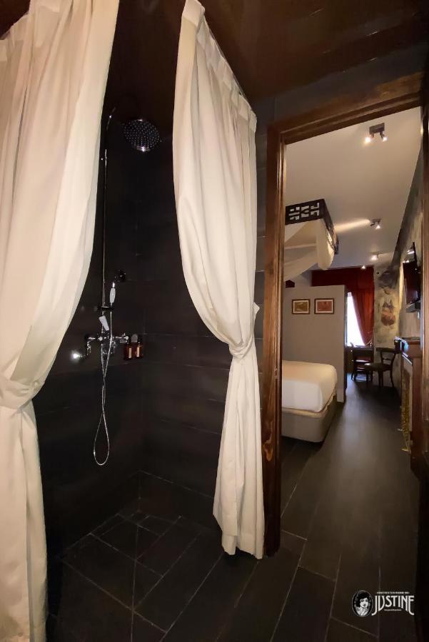 Suite Opium Den By Justine Apartments Apartamento Turistico En Madrid Rio Extérieur photo